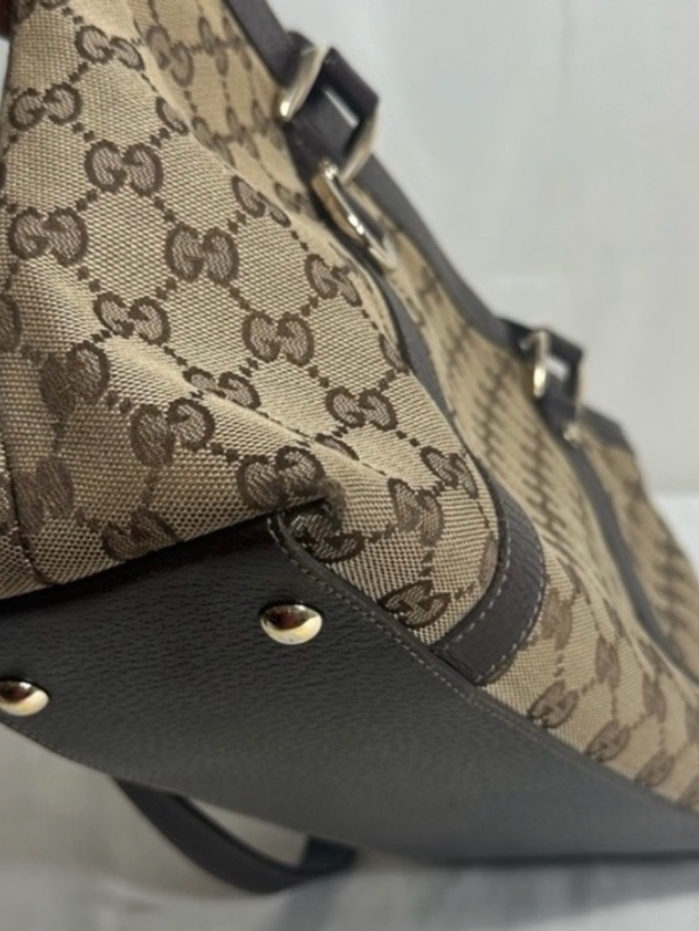 Gucci Beige GG Canvas Tote with Dark Brown Leather Trim - Picture 4 of 10